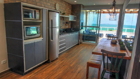 Apartamento De Alto Padrão Com Vista Para o Mar
