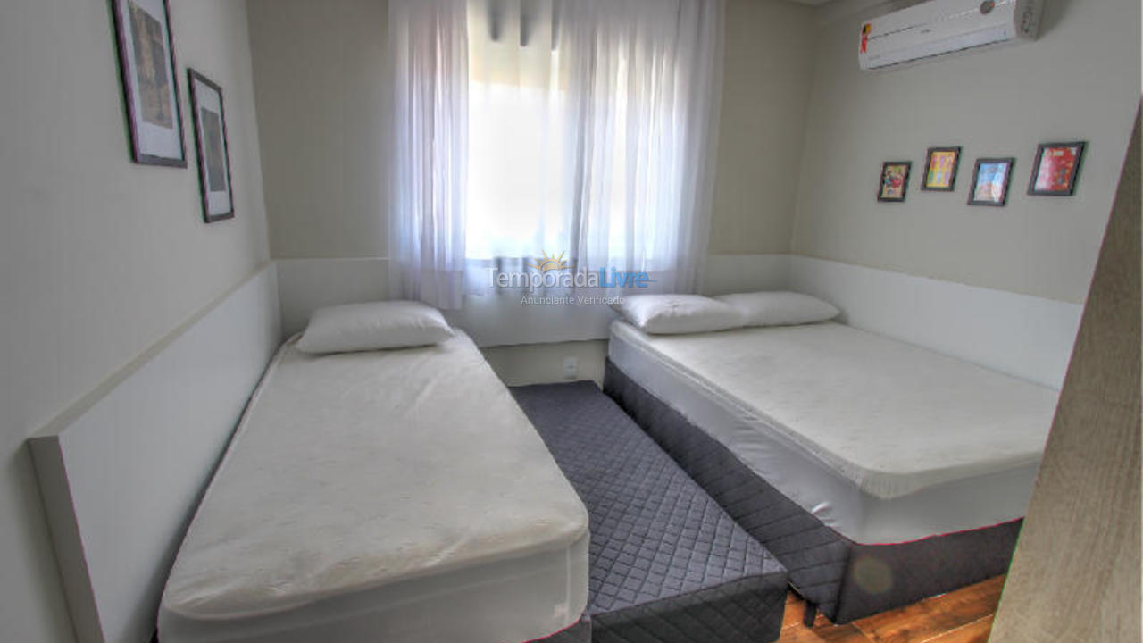 Apartamento para aluguel de temporada em Bombinhas (Mariscal)