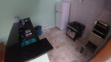 House with pool 50 meters from Maranduba Beach - 10 to 30 people