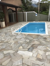 Linda Casa para temporada, de 10 a 20 pessoas, na Praia da Lagoinha.