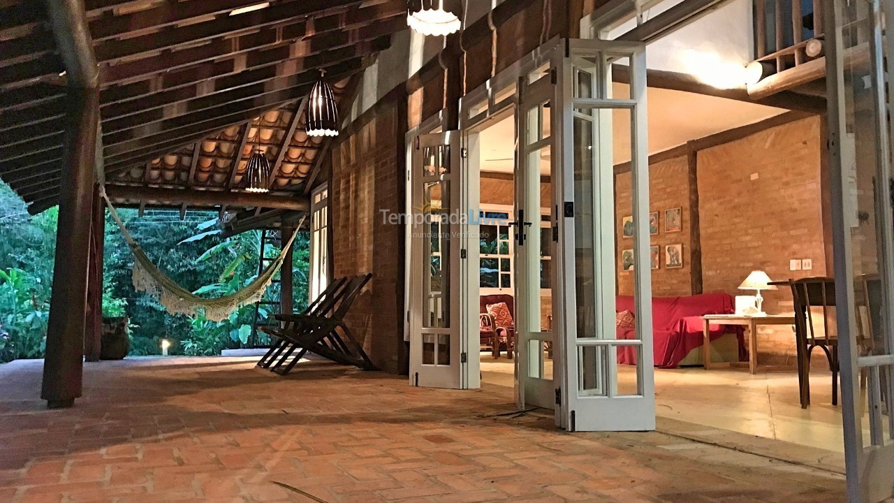 Casa para alquiler de vacaciones em São Sebastião (Toque Toque Pequeno)