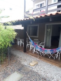 Casa de 3 quartos à 180 m da Praia de Mariscal (Residencial Magali)