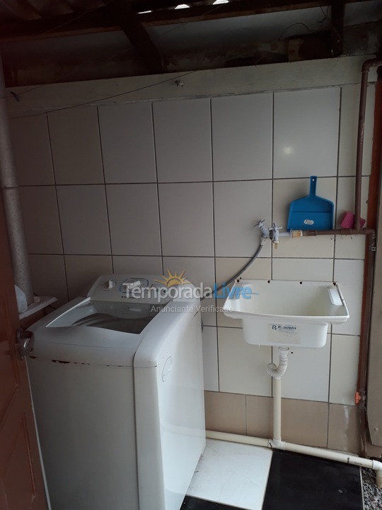 Casa para aluguel de temporada em Bombinhas (Mariscal)