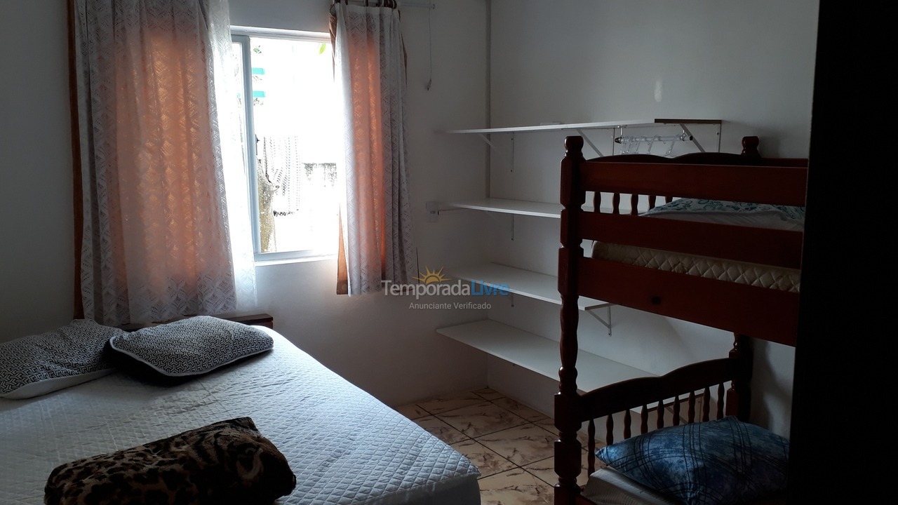 Casa para aluguel de temporada em Bombinhas (Mariscal)