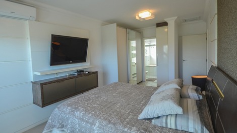 In Mariscal high standard house with 4 bedrooms and swimming pool Ref.13