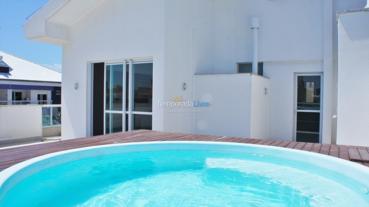 Apartamento para aluguel de temporada em Florianopolis (Praia dos Ingleses)