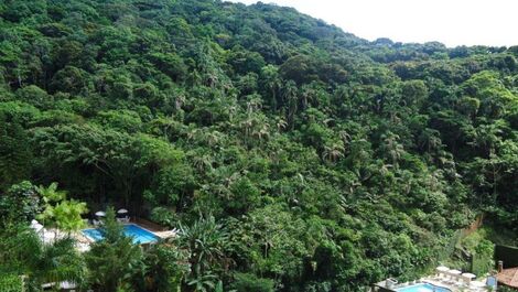 200m2-FRENTE AL MAR-LOCAL NOBLE-AIRE CONDICIONADO-2 GARAJE PRIVATIVO