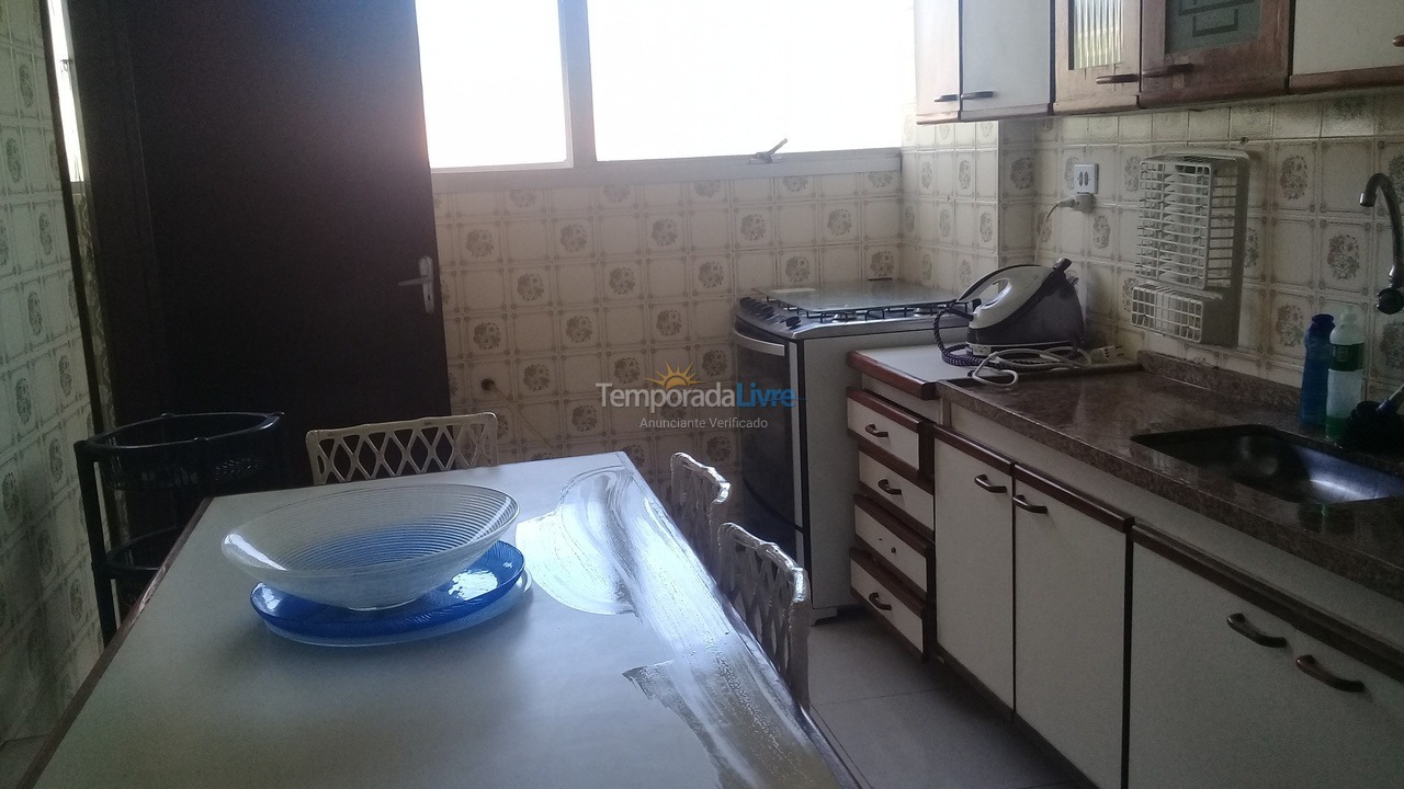 Apartamento para alquiler de vacaciones em Guarujá (Praia do Tombo)