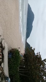 AMPLO APARTAMENTO DE 2 DORMAS 1 CUADRA DE LA PLAYA DEL TOMBO GUARUJÁ