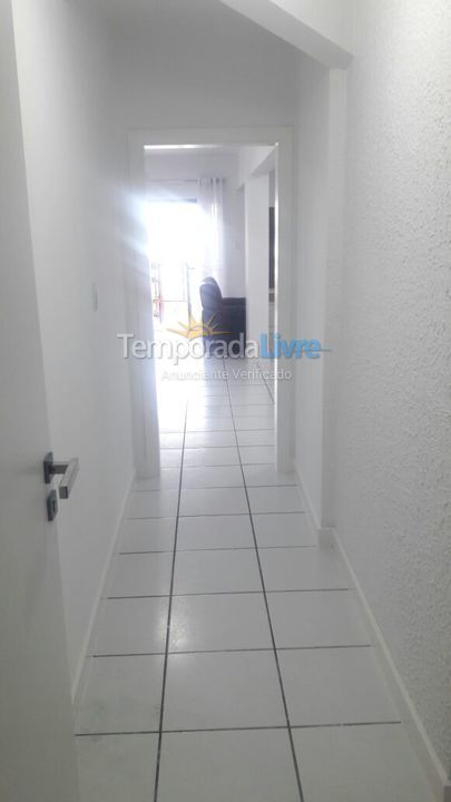 Apartamento para aluguel de temporada em Itapema (Meia Praia)