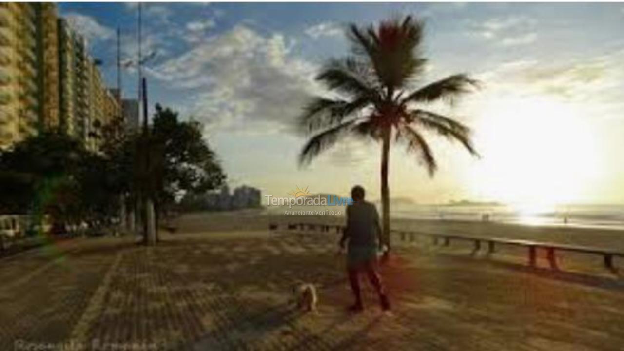 Apartamento para aluguel de temporada em Guarujá (Pitangueiras)