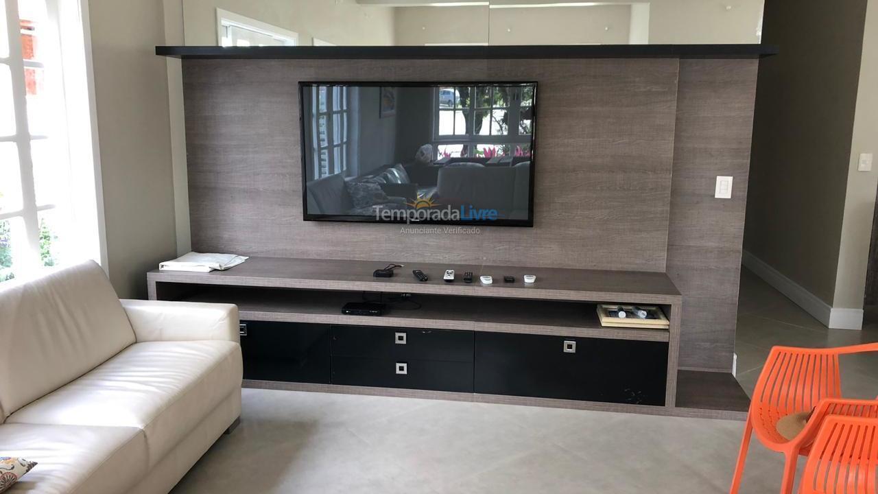 Casa para aluguel de temporada em Bertioga (Riviera de São Lourenço)