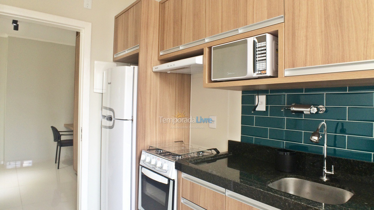 Apartamento para aluguel de temporada em Balneário Camboriú (Praia Central)