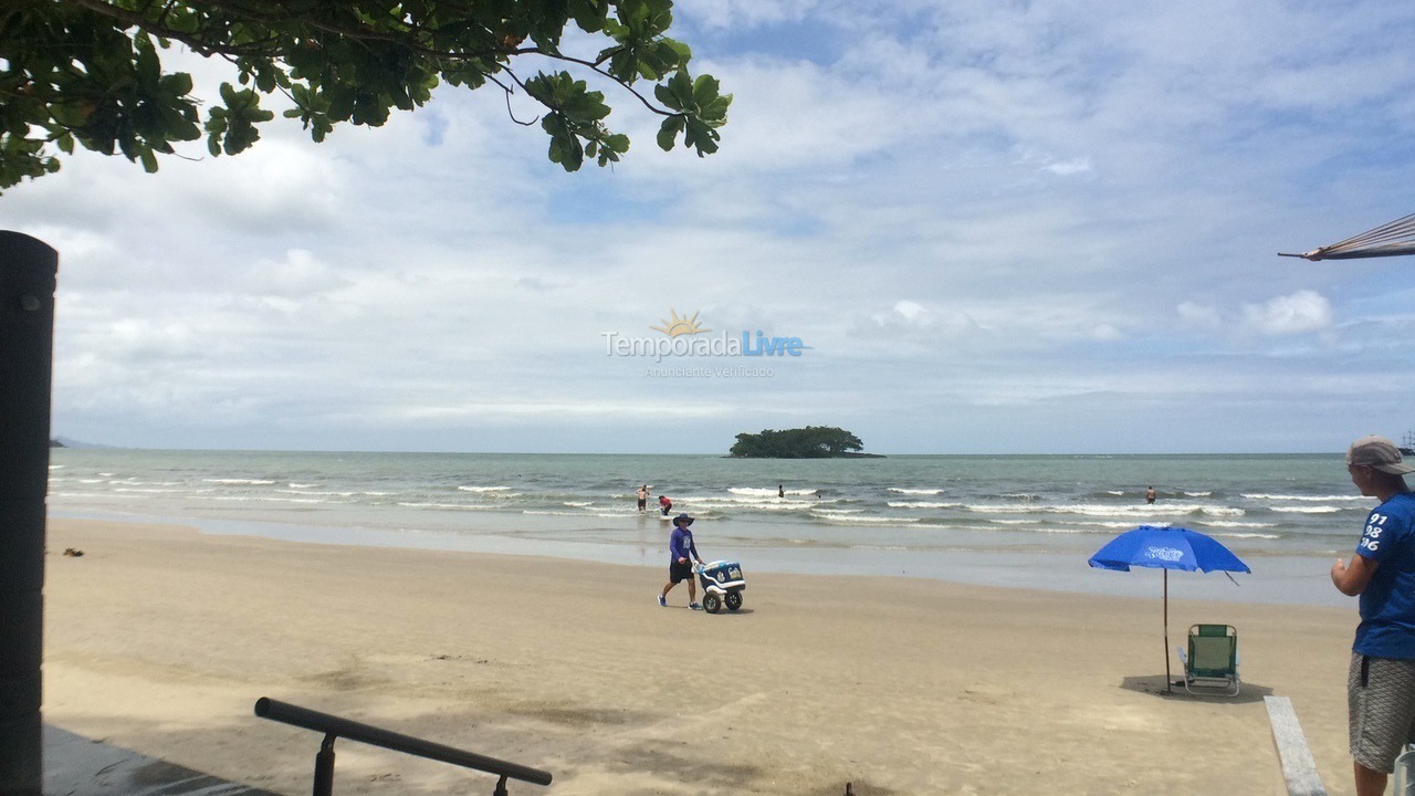 Apartamento para aluguel de temporada em Balneário Camboriú (Praia Central)