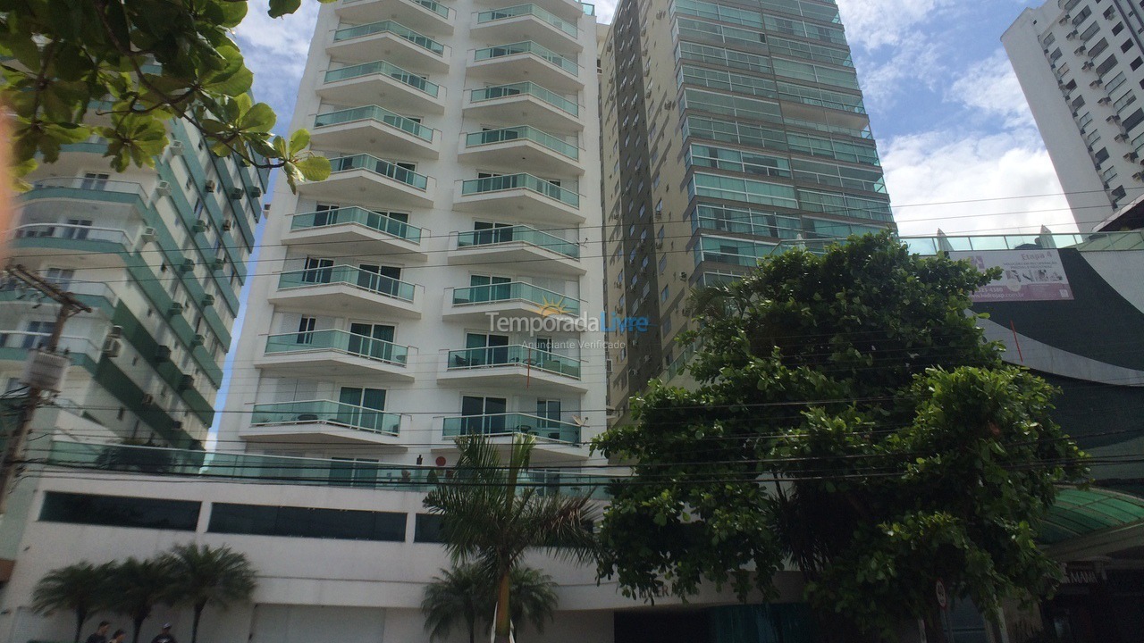 Apartamento para aluguel de temporada em Balneário Camboriú (Praia Central)