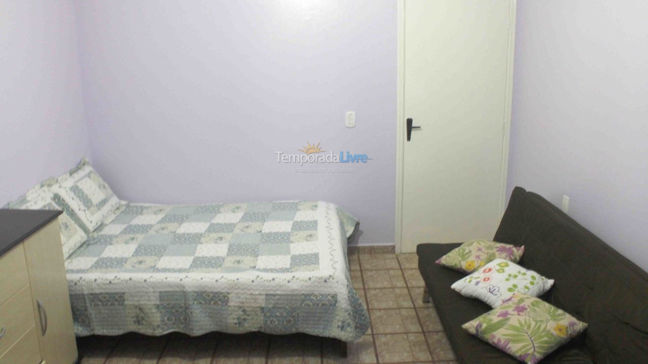 Casa para aluguel de temporada em Ubatuba (Maranduba)