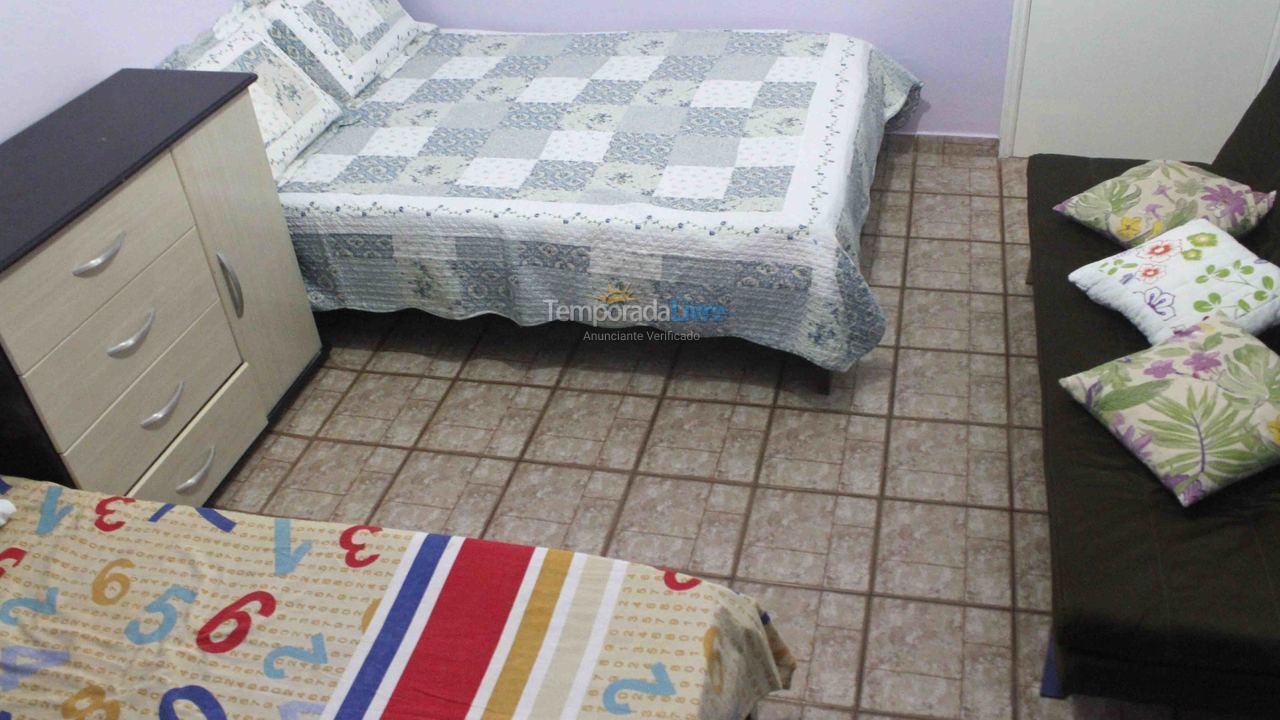 Casa para aluguel de temporada em Ubatuba (Maranduba)