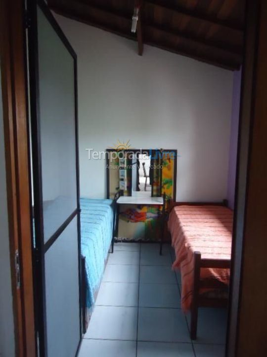 Casa para aluguel de temporada em Ubatuba (Maranduba)