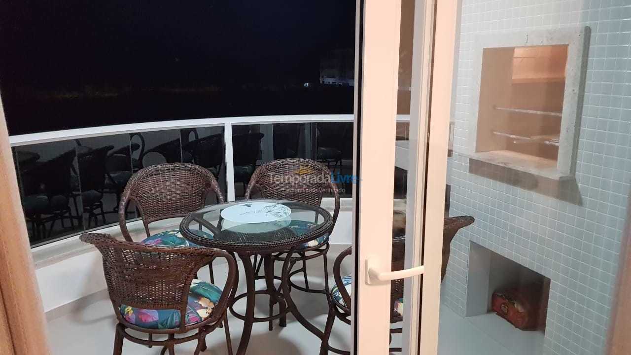 Apartamento para aluguel de temporada em Florianopolis (Praia dos Ingleses)