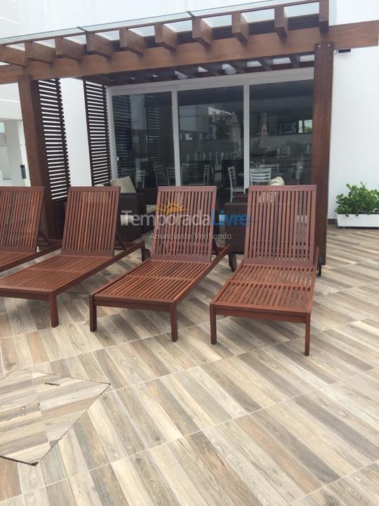 Apartamento para aluguel de temporada em Florianopolis (Praia dos Ingleses)