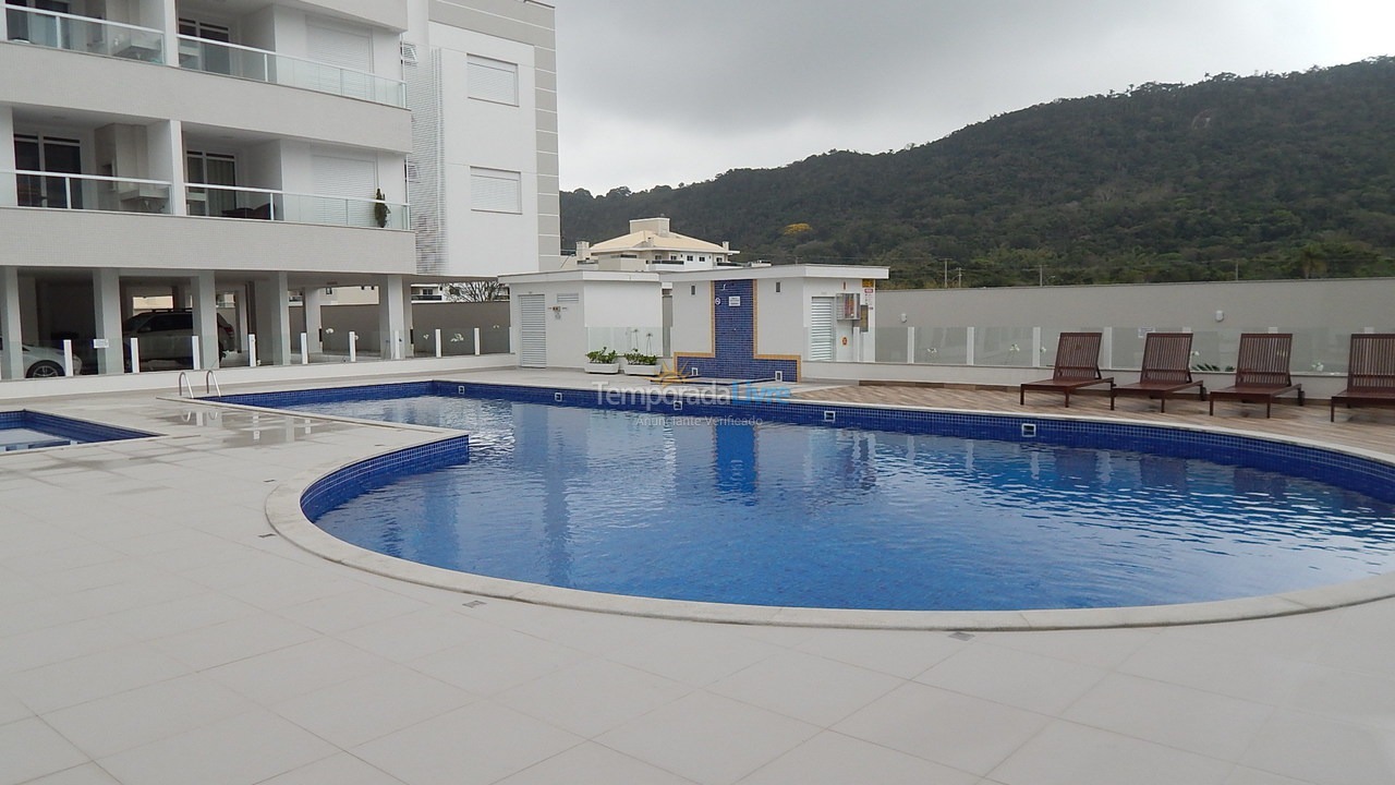 Apartamento para aluguel de temporada em Florianopolis (Praia dos Ingleses)