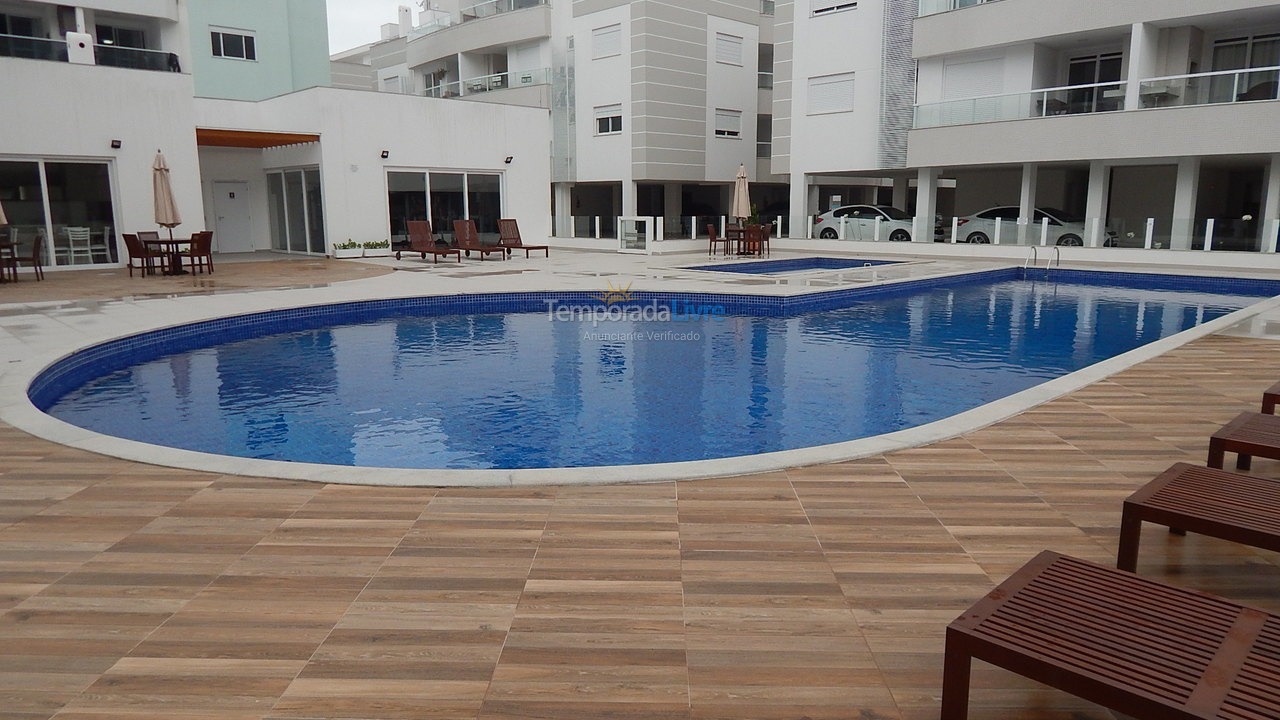 Apartamento para aluguel de temporada em Florianopolis (Praia dos Ingleses)