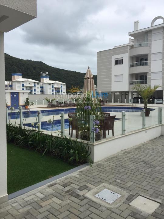 Apartamento para aluguel de temporada em Florianopolis (Praia dos Ingleses)