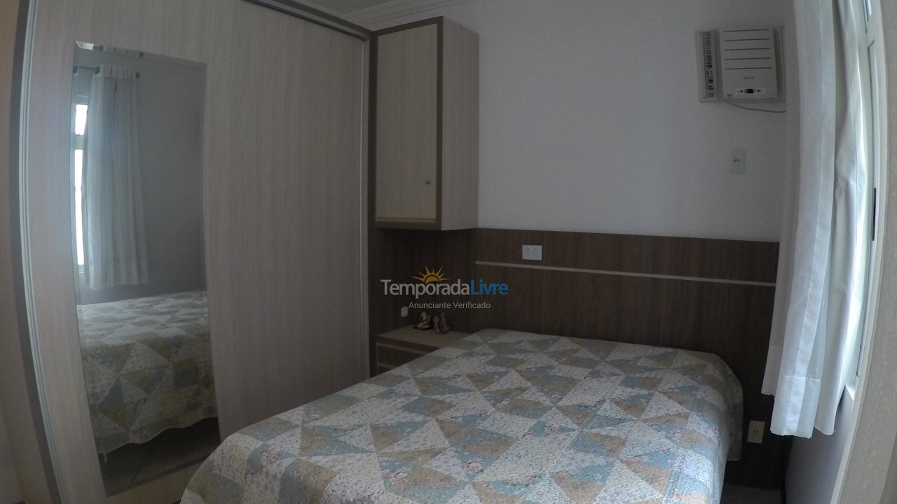 Apartamento para alquiler de vacaciones em Itapema (Meia Praia)