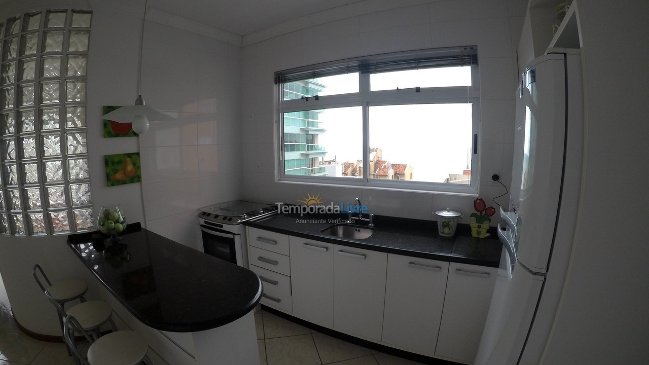 Apartamento para alquiler de vacaciones em Itapema (Meia Praia)