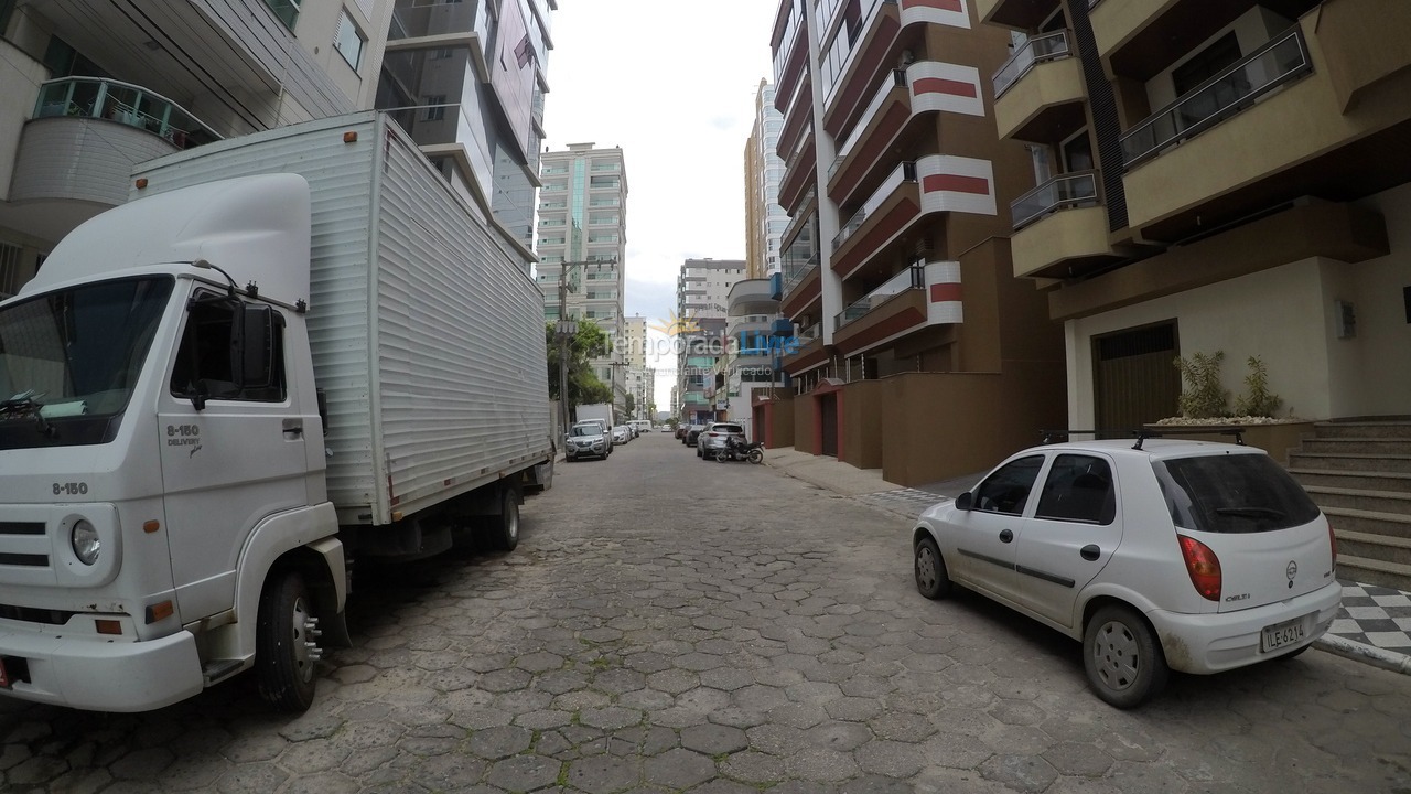 Apartamento para alquiler de vacaciones em Itapema (Meia Praia)