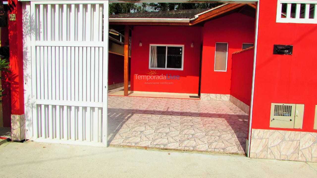 Casa para aluguel de temporada em São Sebastião (Maresias)