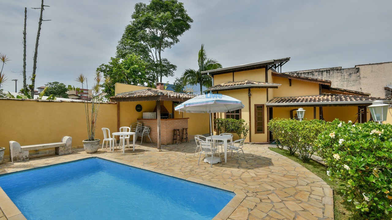 House for vacation rental in Ubatuba (Praia Grande)