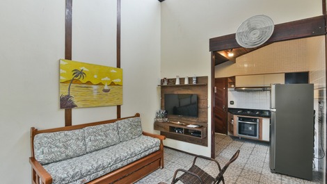 Great house with pool and Churraqueira