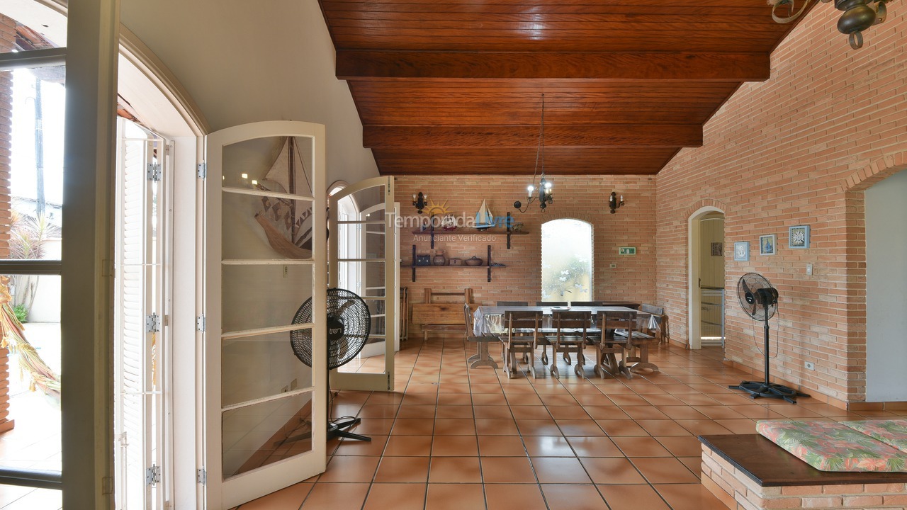 Casa para alquiler de vacaciones em Ubatuba (Praia Grande)