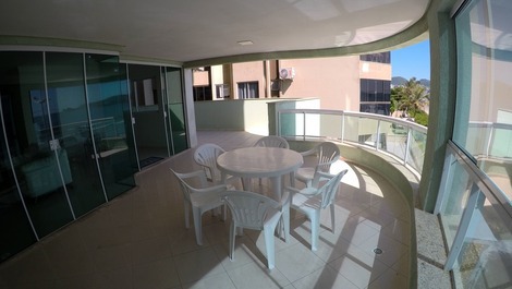 Ap-023 - FRENTE AL MAR - balcón grande - PARA 10 PERSONAS