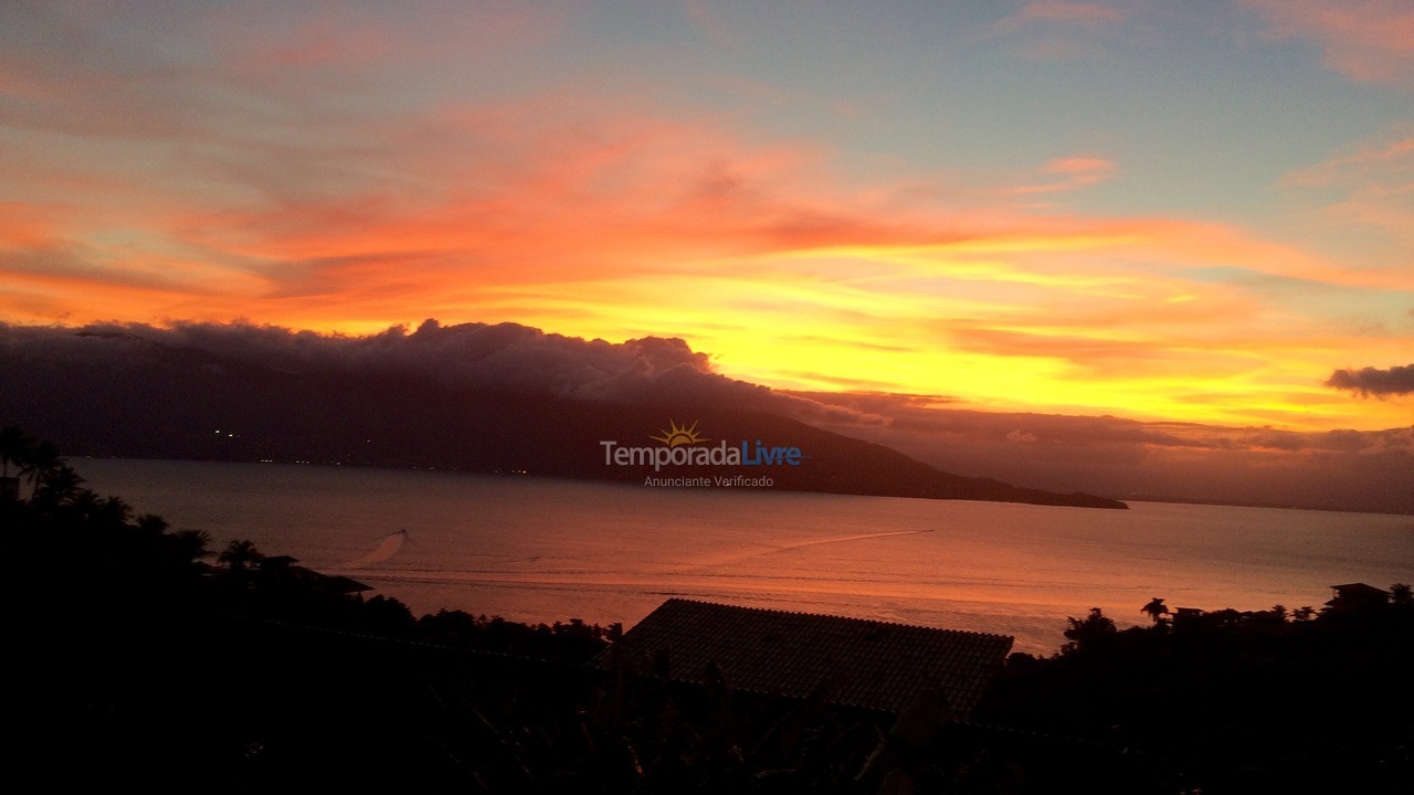 Casa para aluguel de temporada em Ilhabela (Siriúba)