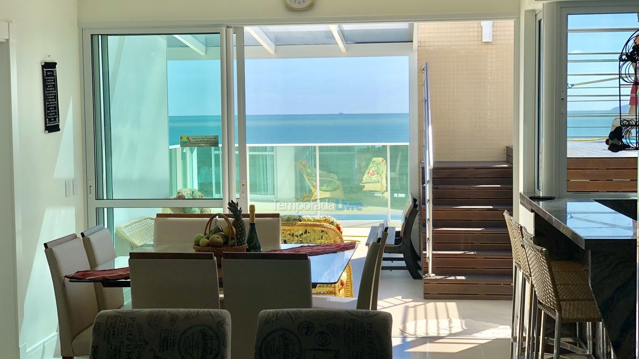 Apartamento para alquiler de vacaciones em Governador Celso Ramos (Praia de Palmas)