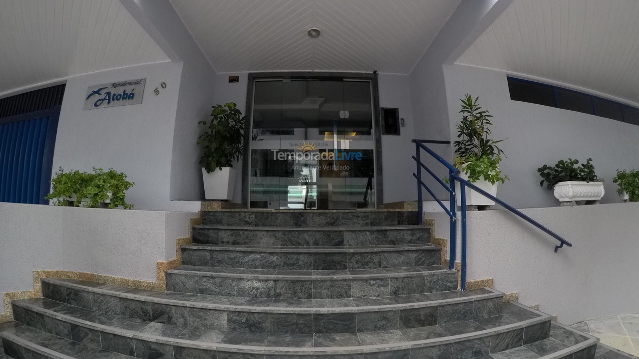 Apartamento para aluguel de temporada em Itapema (Meia Praia)