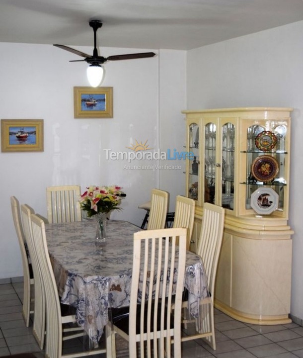 Apartamento para aluguel de temporada em Praia Grande (Guilhermina)