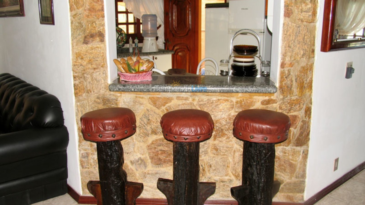 Casa para aluguel de temporada em Guarujá (Praia do Pernambuco)