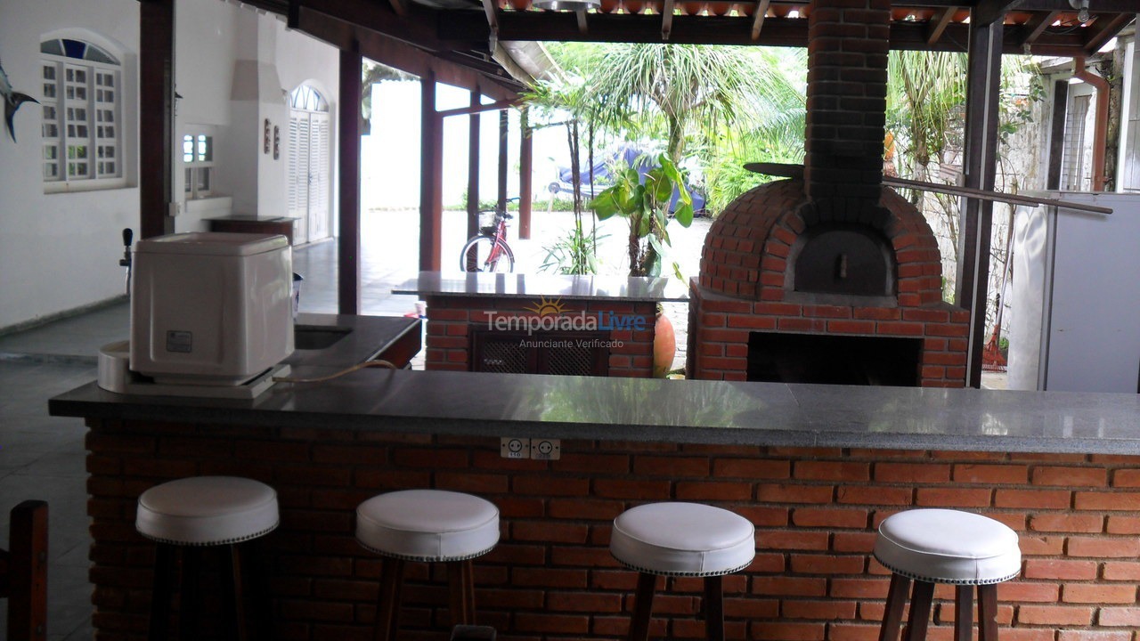 House for vacation rental in Ubatuba (Praia do Lázaro)