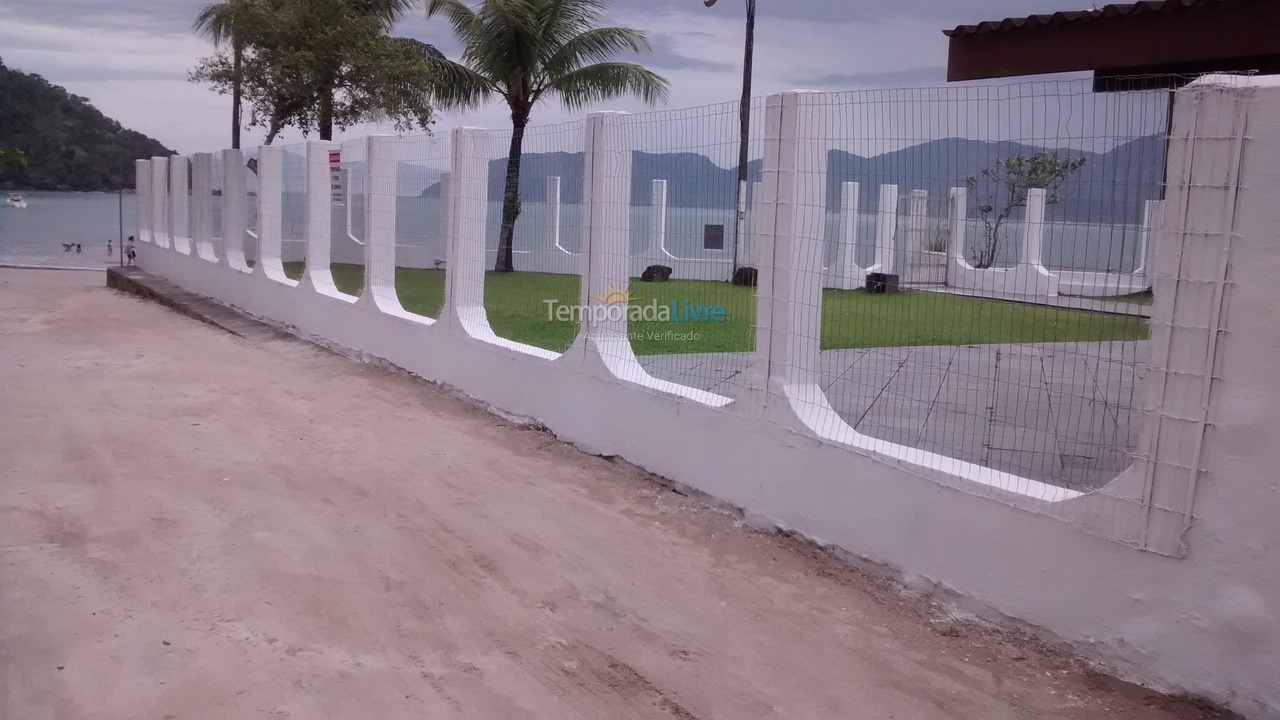 House for vacation rental in Ubatuba (Praia do Lázaro)