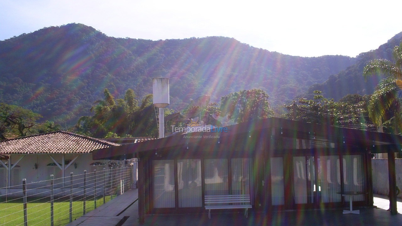 House for vacation rental in Ubatuba (Praia do Lázaro)