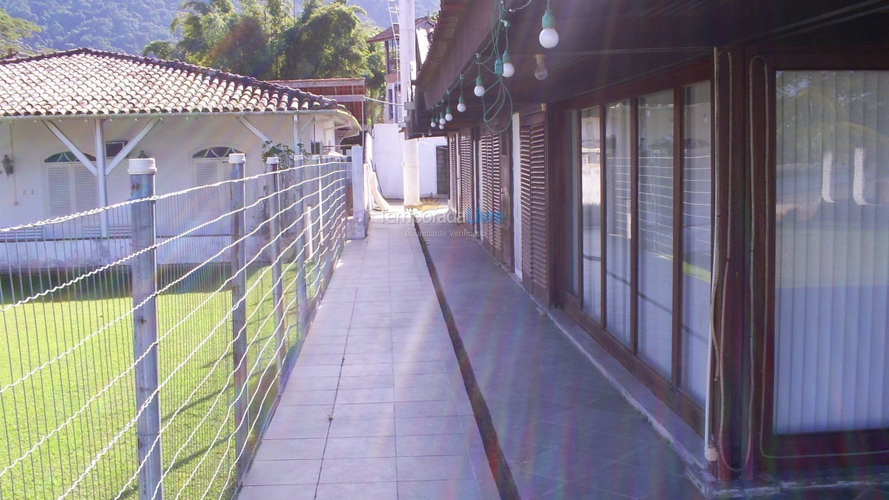 House for vacation rental in Ubatuba (Praia do Lázaro)