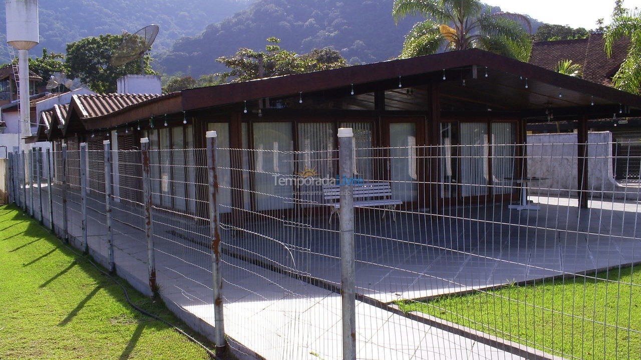 House for vacation rental in Ubatuba (Praia do Lázaro)