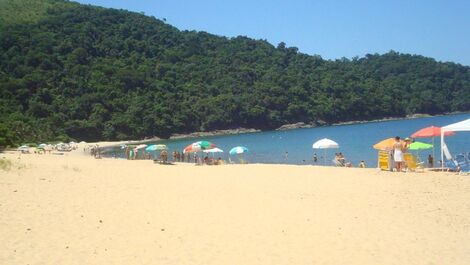 A praia em Toque Toque Pequeno.