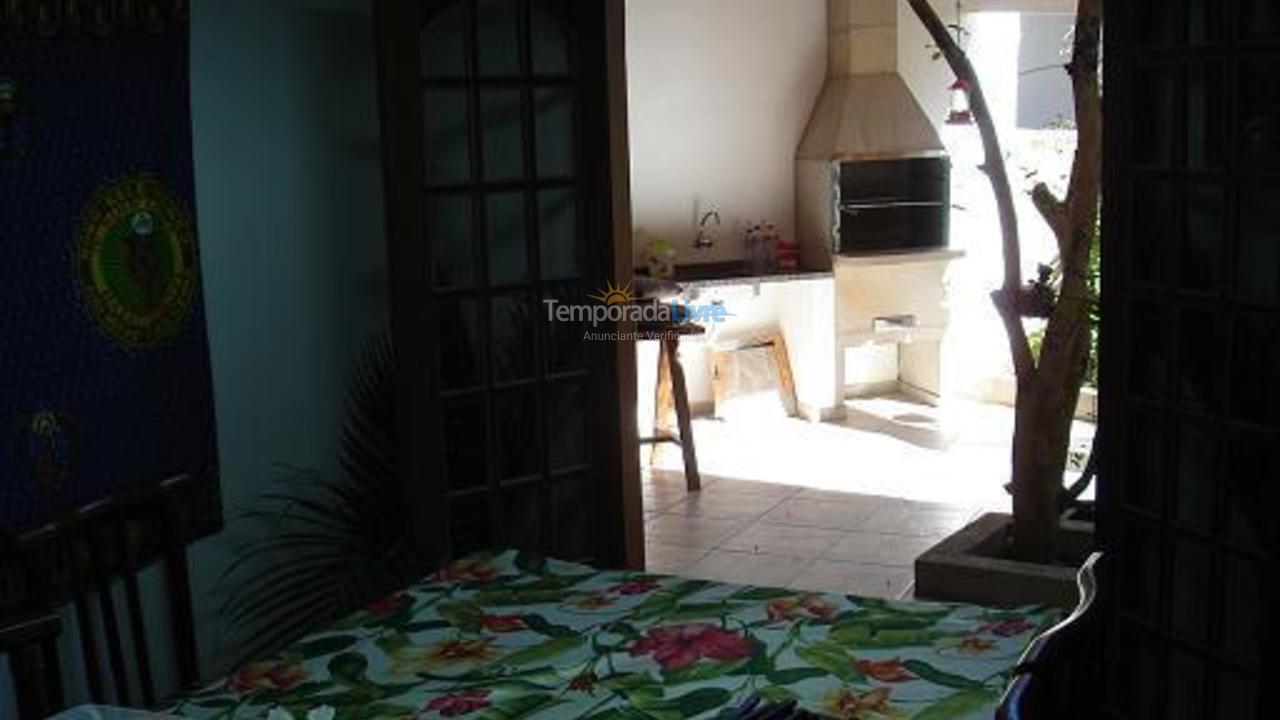 Casa para aluguel de temporada em São Sebastião (Guaecá)