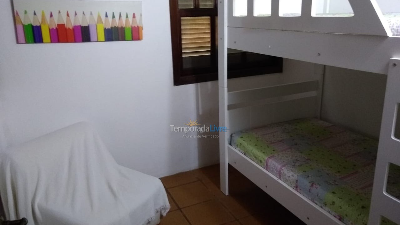 Casa para aluguel de temporada em São Sebastião (Guaecá)