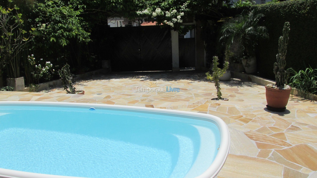 House for vacation rental in Bertioga (Praia de Guaratuba)