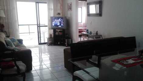 Lindo Apartamento en el mar en media playa ciudad de itapema sc.